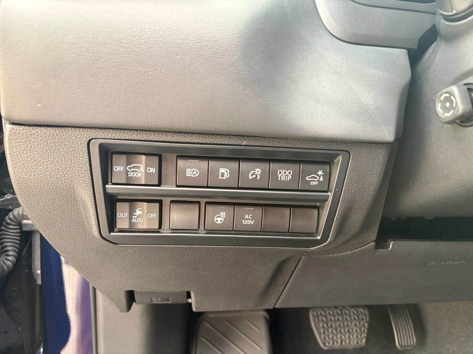 Used 2023 Blueprint Toyota Platinum image 25