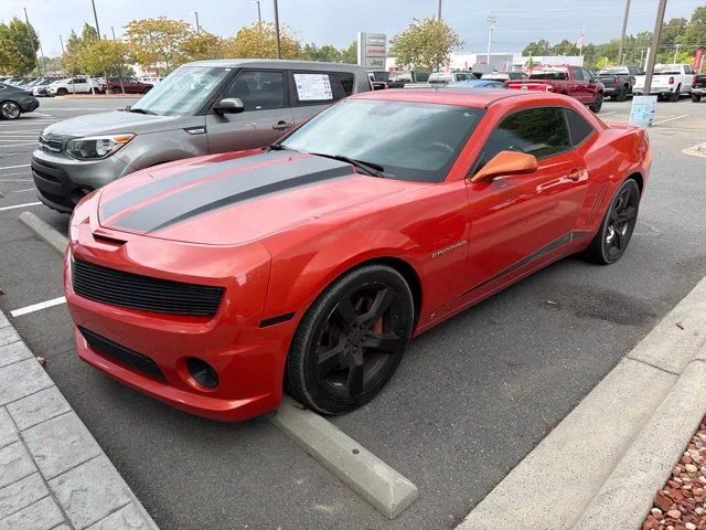Used 2010  Chevrolet SS image 1