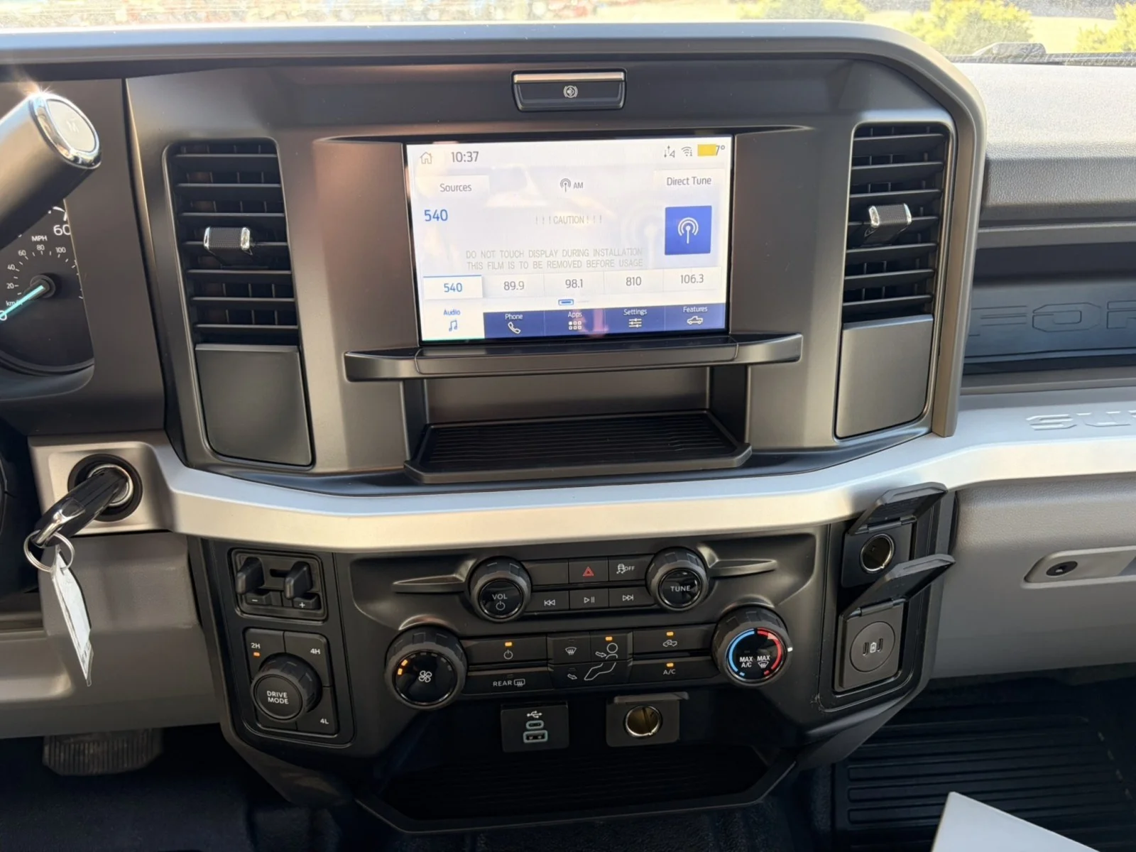 New 2027 Oxford White Ford XL image 17