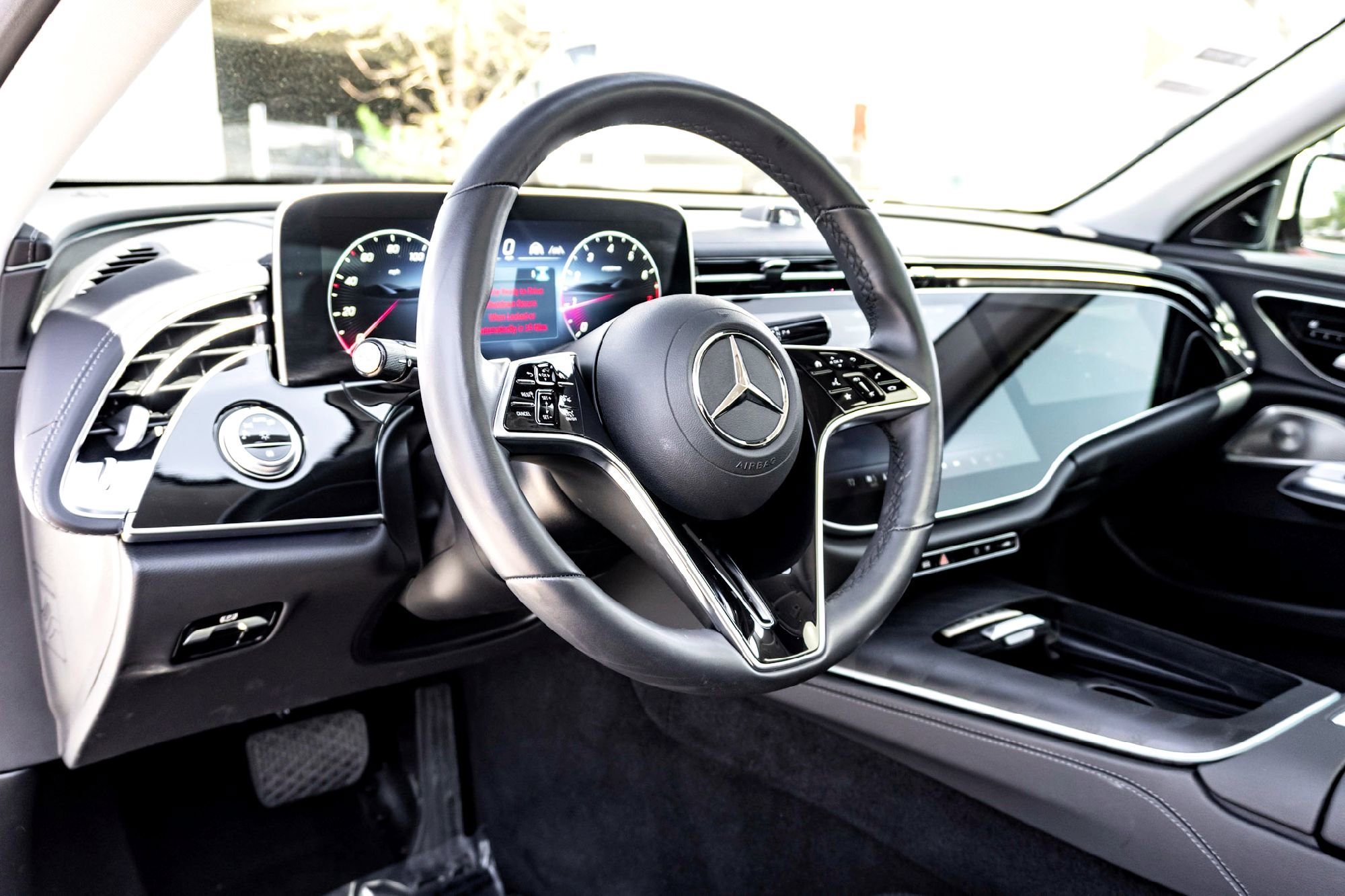 Certified Used 2025 Polar White Mercedes-Benz E 350 image 15