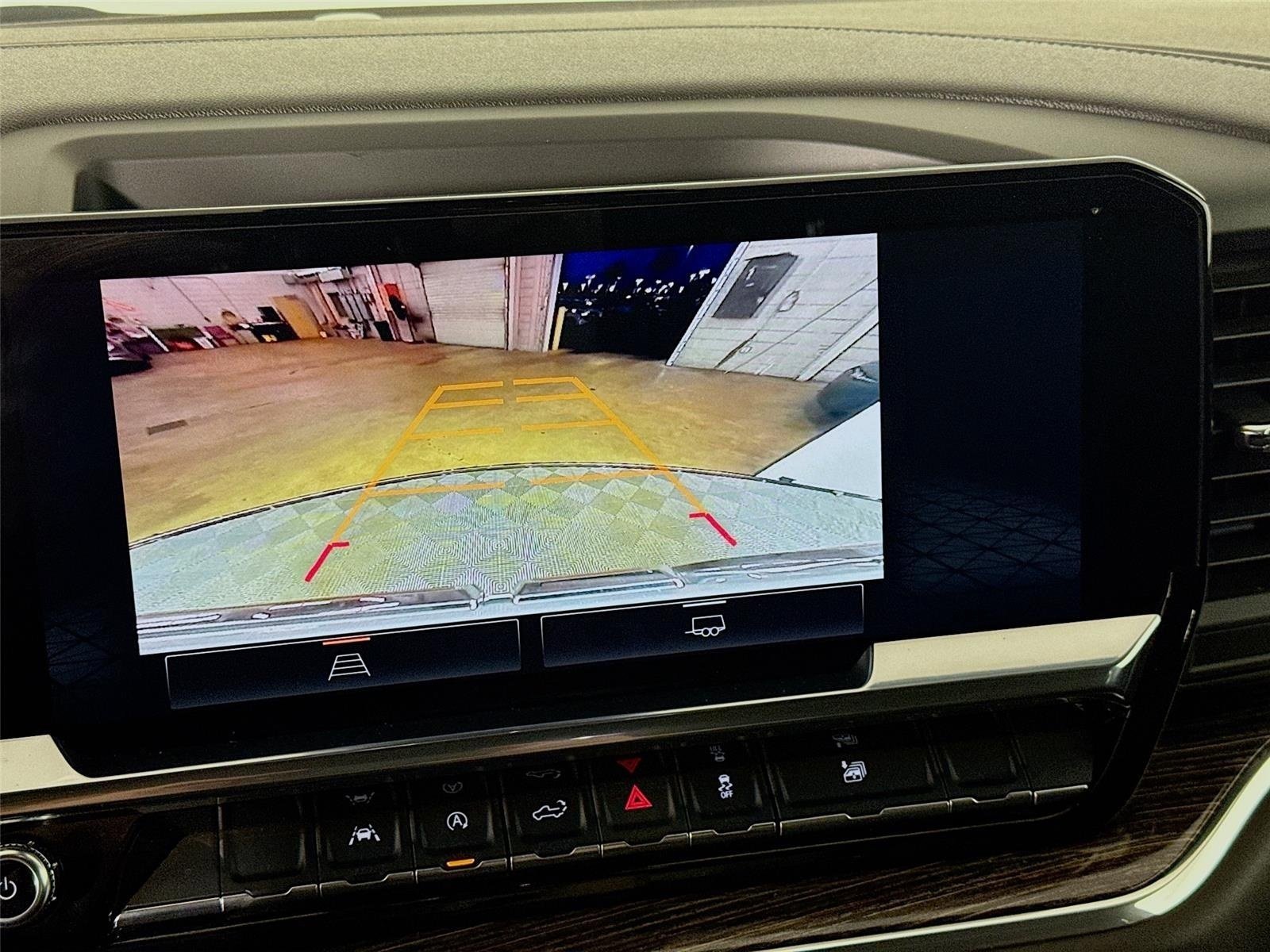 Used 2024 Summit White GMC Elevation image 16