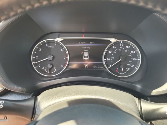 Used 2024 Gray Nissan SV image 29