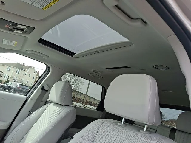 New 2026 Silver Hyundai SEL Premium image 12