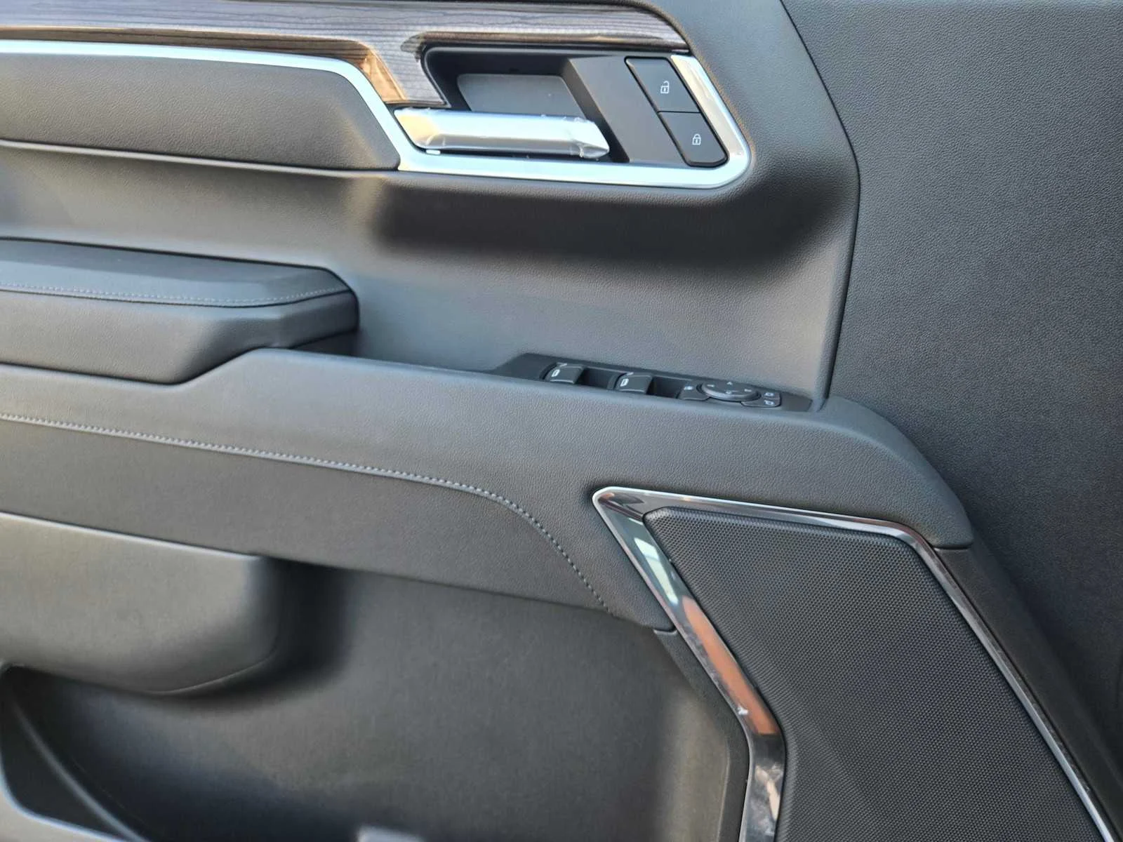 New 2026 Sterling Gray Metallic Chevrolet RST image 19