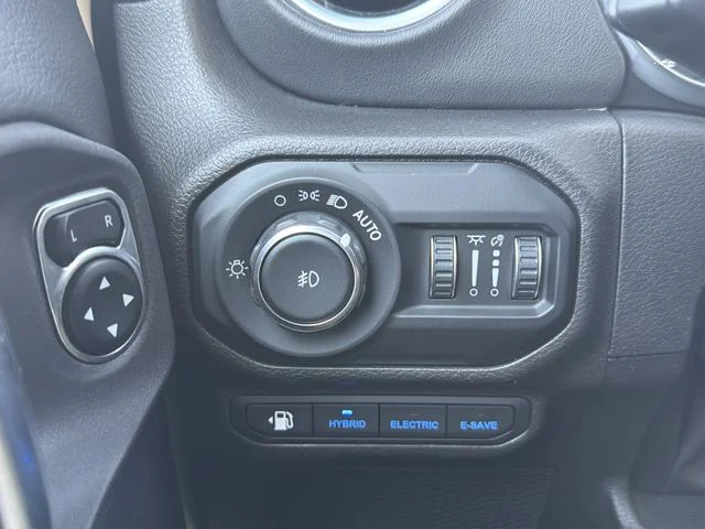 Used 2022 Beige Jeep Unlimited Rubicon 4xe image 28