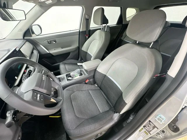 New 2027 Ivory Silver Kia S image 14