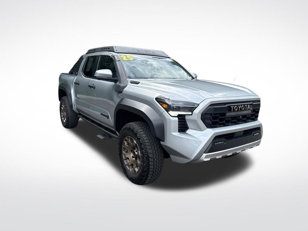 Used 2025 Silver Toyota Trailhunter image 3