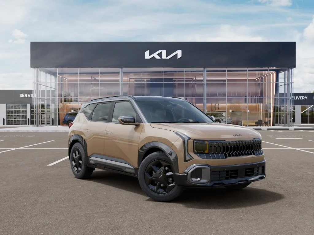 New 2027 Terrain Brown / Black Roof Kia X-Line S image 8