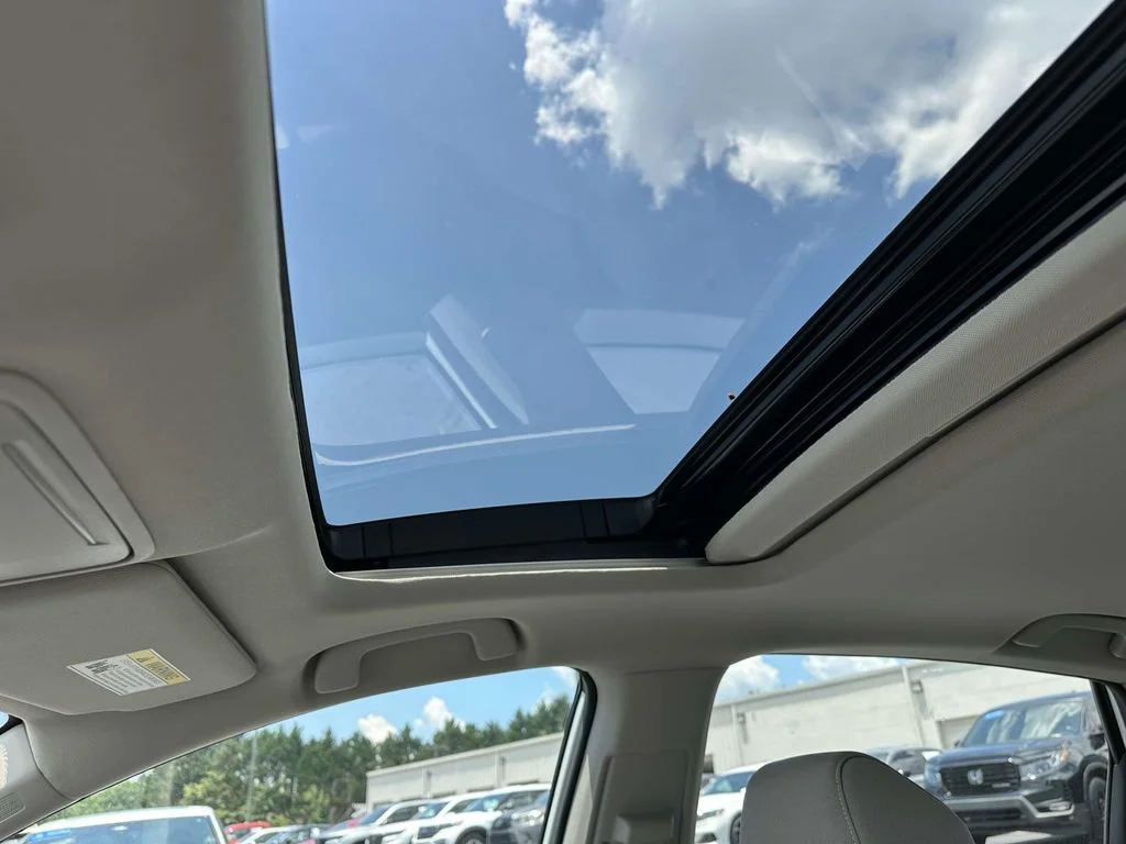 2025 Honda Accord SE - Photo 18