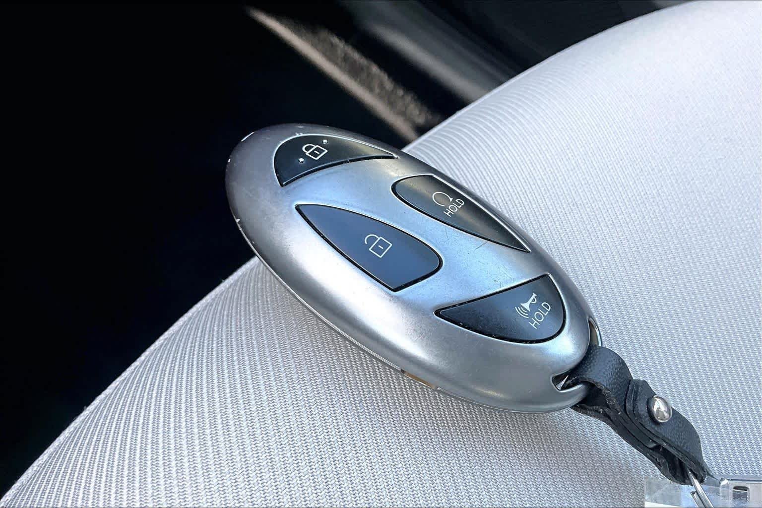 Used 2025 Serenity White Pearl Hyundai SEL image 15