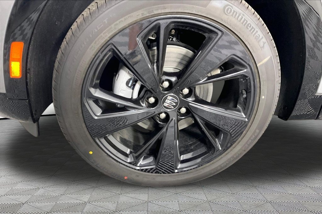 2026 Buick Envision Sport Touring - Photo 13