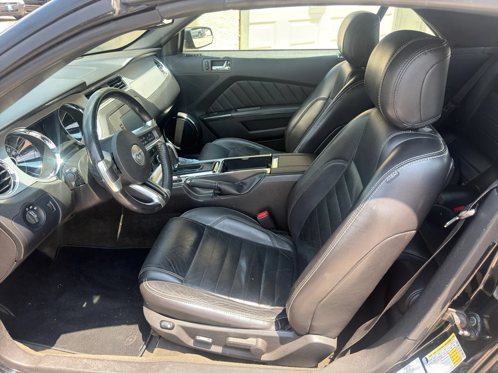 Used 2014 Black Ford Base image 8