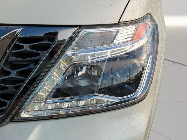Certified Used 2020 White Nissan Platinum image 7