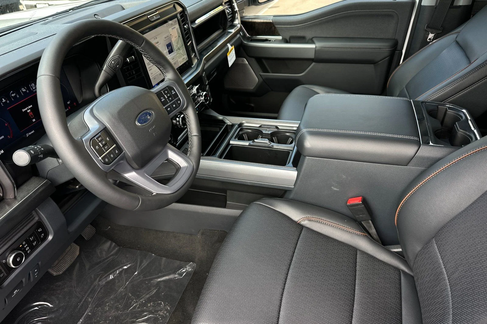 New 2026 Star White Metallic Tri-Coat Ford F-350® Lariat® image 8