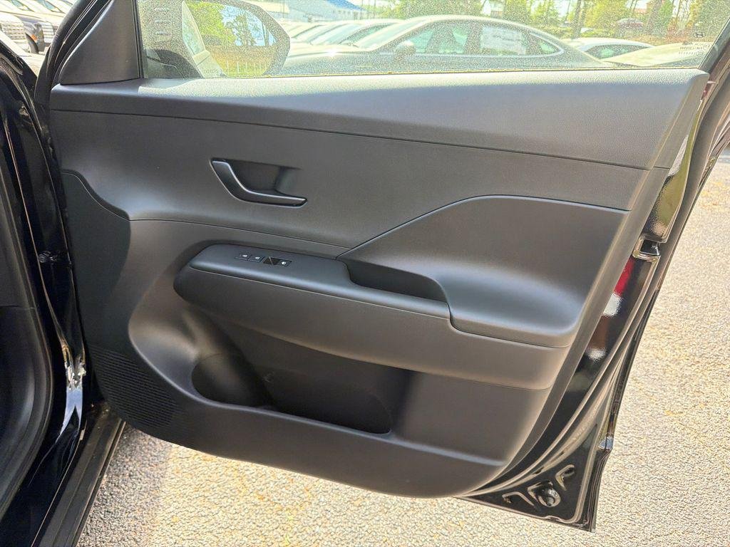 New 2026 Black Hyundai SE FWD image 14