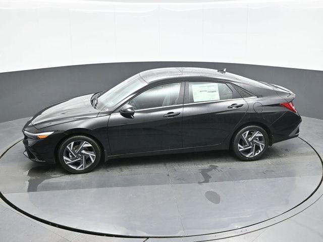 New 2026 Black Hyundai Limited image 12