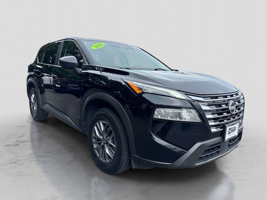 Used 2024 Black Nissan S image 7