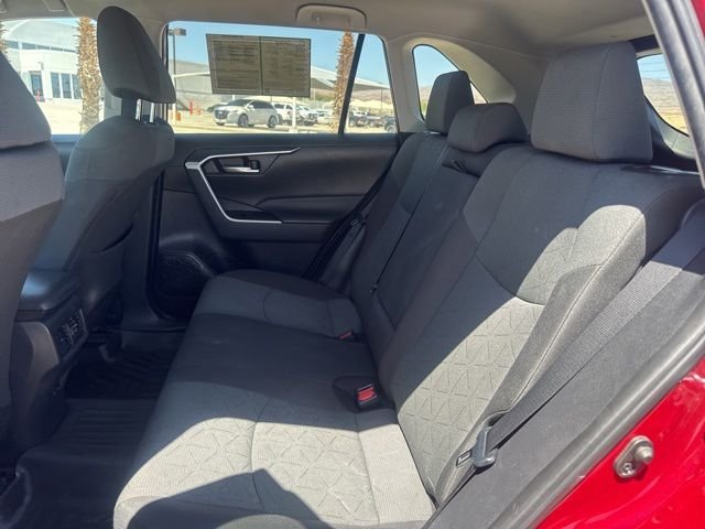 2023 Toyota RAV4 XLE - Photo 19