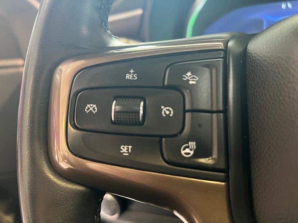 Used 2023 Black Chevrolet High Country image 22