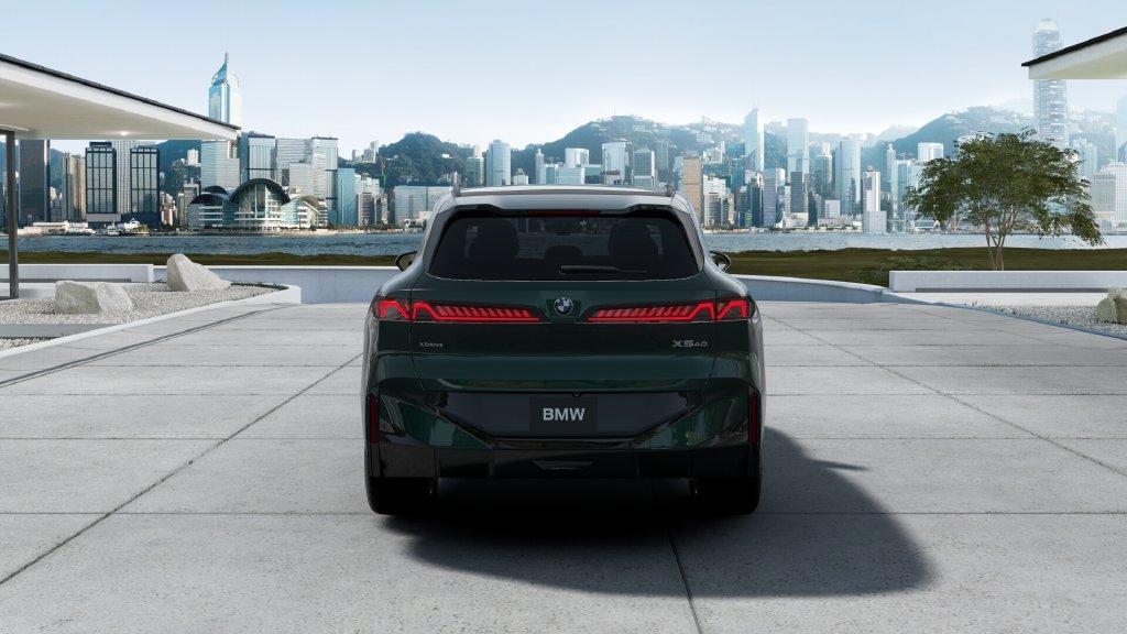 New 2027 Vancouver Green Metallic BMW  image 33