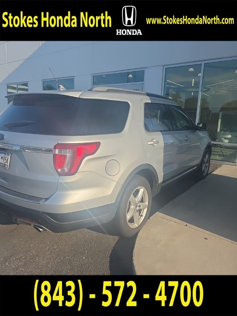 Used 2018 Silver Ford XLT image 2