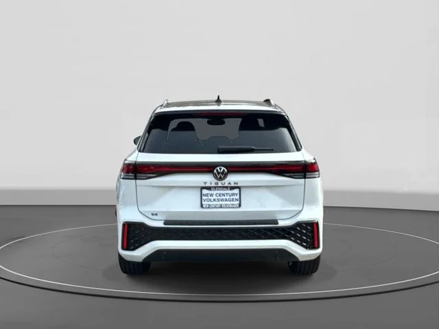 2026 Volkswagen Tiguan photo 4