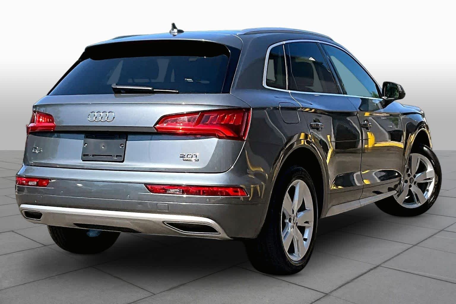 Used 2018 Monsoon Gray Metallic Audi Premium Plus image 13