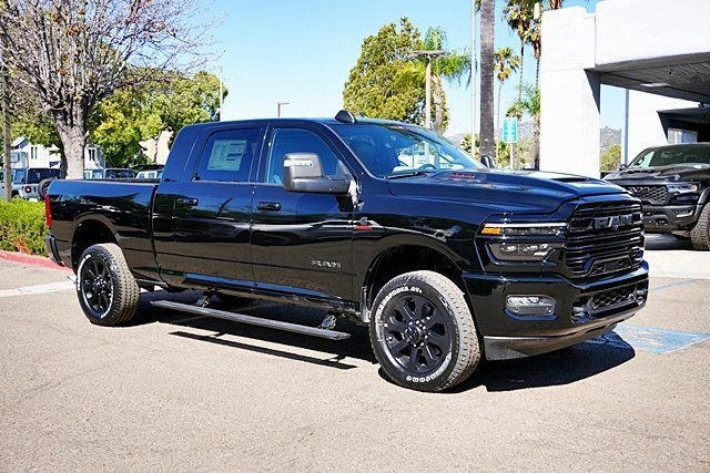 New 2026 Diamond Black Crystal Pearl-Coat Exterior Paint RAM Laramie image 6