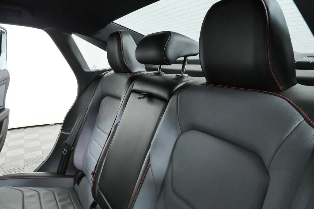 New 2026 Monument Gray w/Deep Black Roof Volkswagen Autobahn image 19