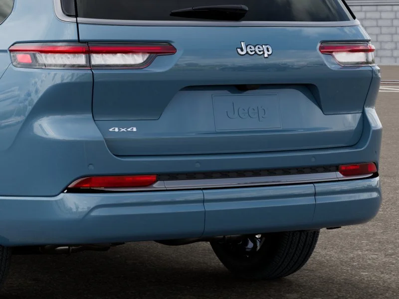 New 2026 Steel Blue Exterior Paint Jeep Limited Reserve image 13
