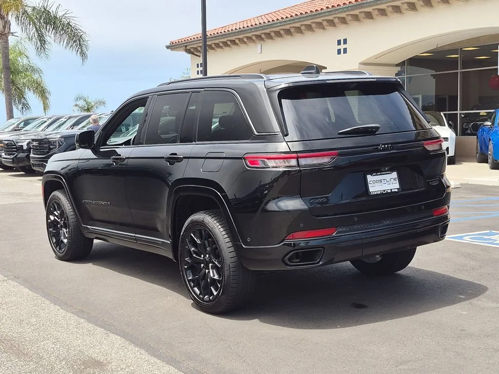 Certified Used 2022 Black Jeep Summit image 7