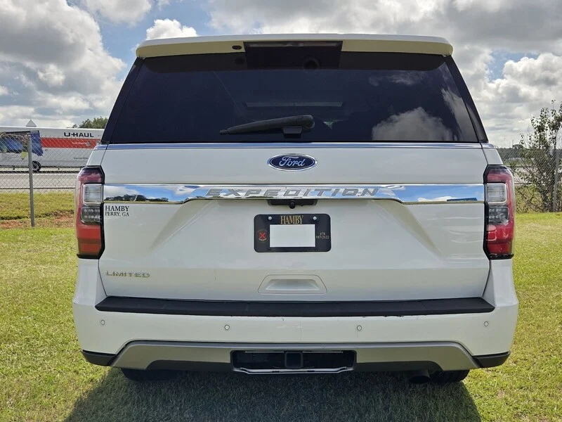 Used 2021 White Metallic FORD LIMITED image 12