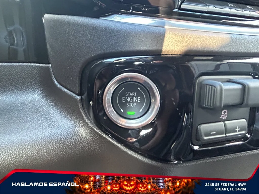 New 2026 Summit White GMC SLT image 25