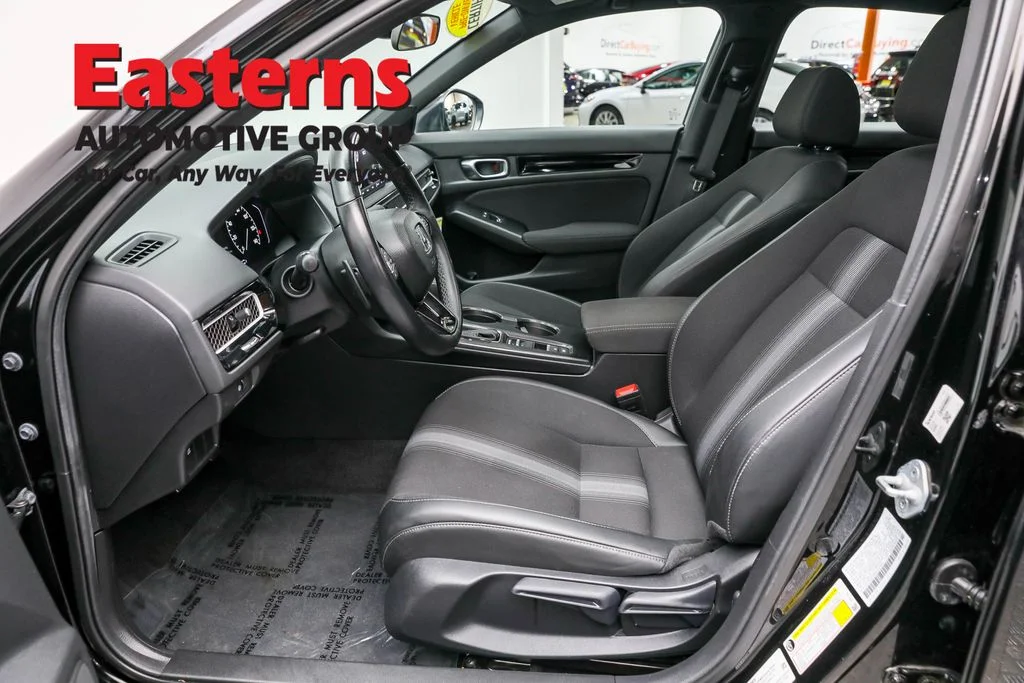 Used 2025 Black Honda Sport image 14
