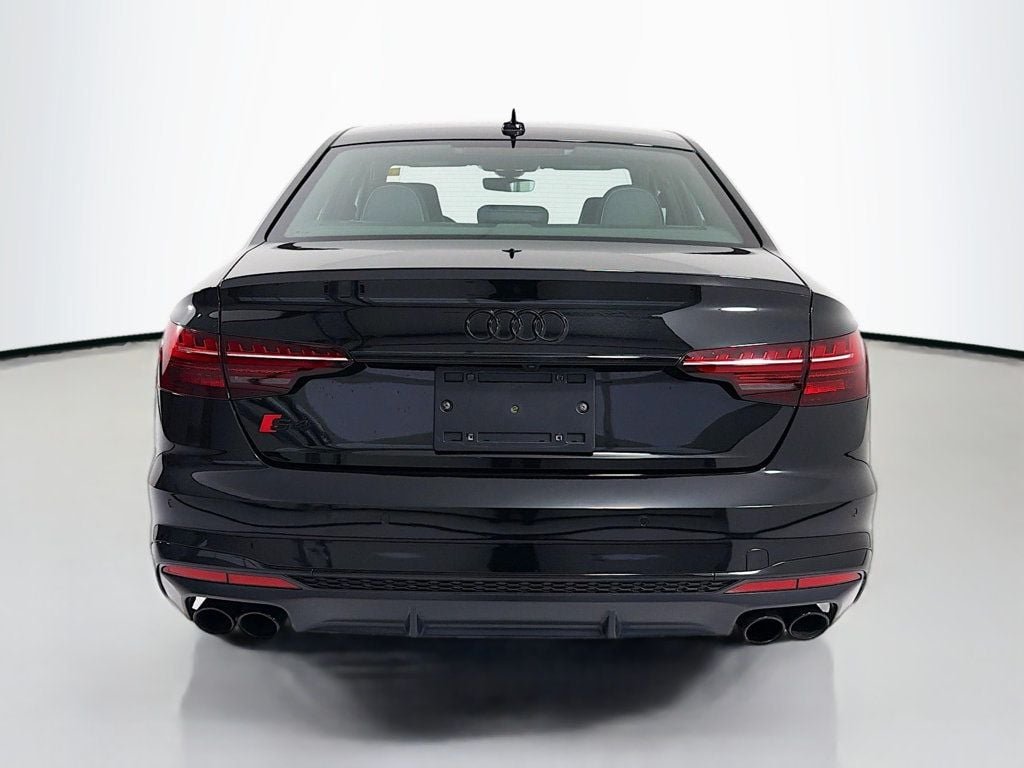 Used 2023 Mythos Black Metallic Audi Premium Plus 3.0 TFSI quattro image 6