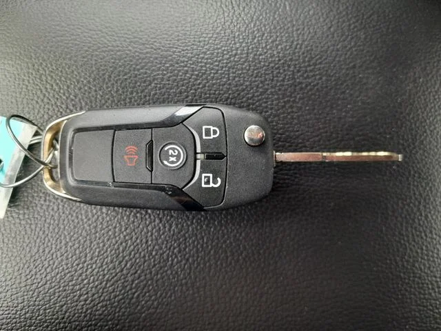 Used 2023 Red Ford XLT image 10