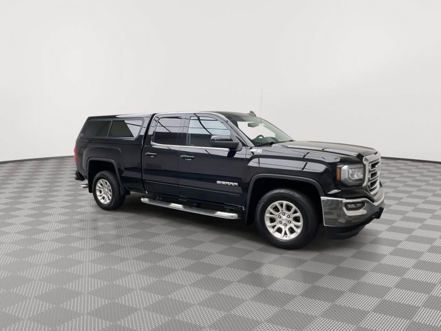 Used 2019 Onyx Black GMC SLE image 38