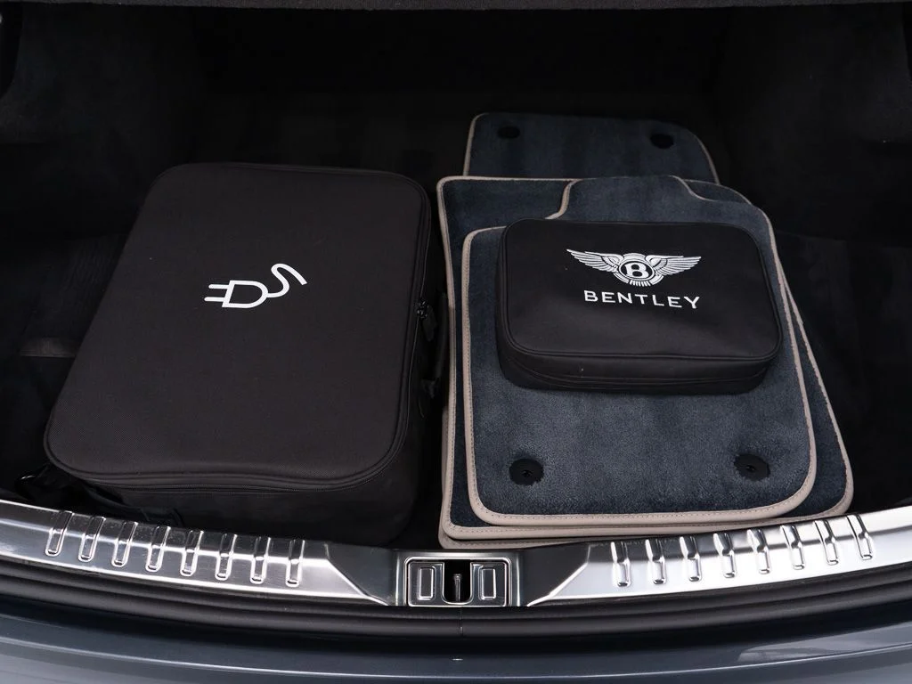 Certified Used 2026 Thunder Bentley Azure image 44