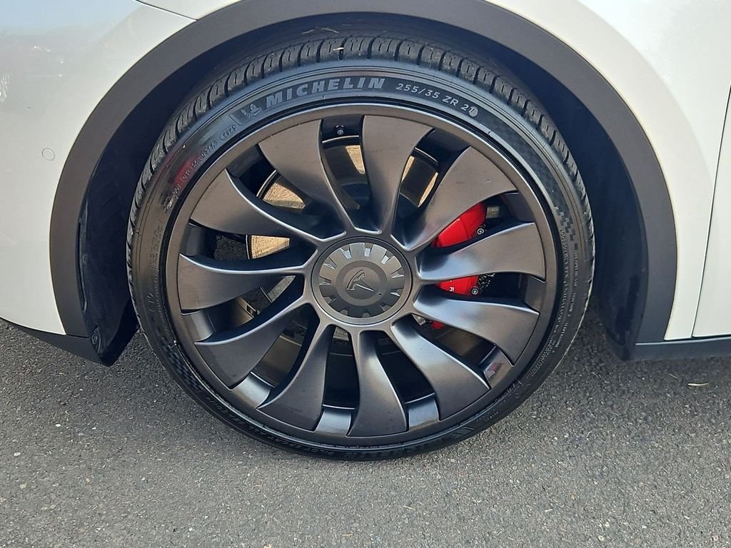 Used 2022 White Tesla Performance image 34