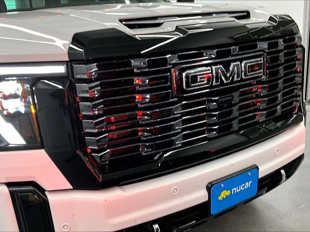Used 2025 Summit White GMC Denali Ultimate image 31