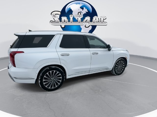 Used 2025 White Hyundai Calligraphy image 16