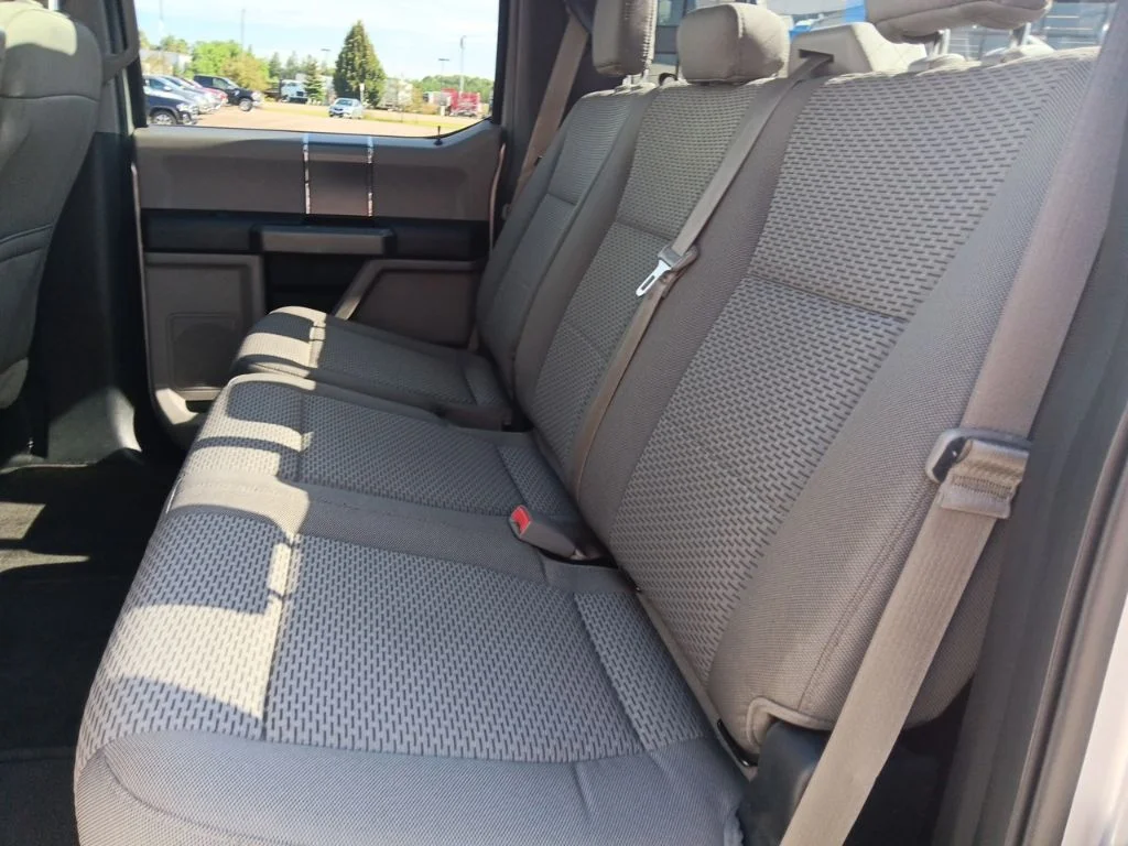 Used 2016 Ingot Silver Metallic Ford XLT image 28