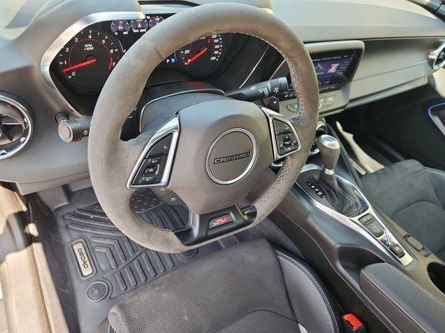 Used 2023 Sharkskin Metallic Chevrolet 1SS image 19