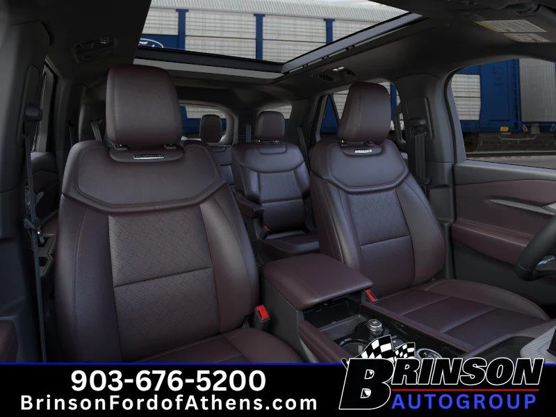 New 2026 Star White Metallic Tri-Coat Ford Platinum™ image 10