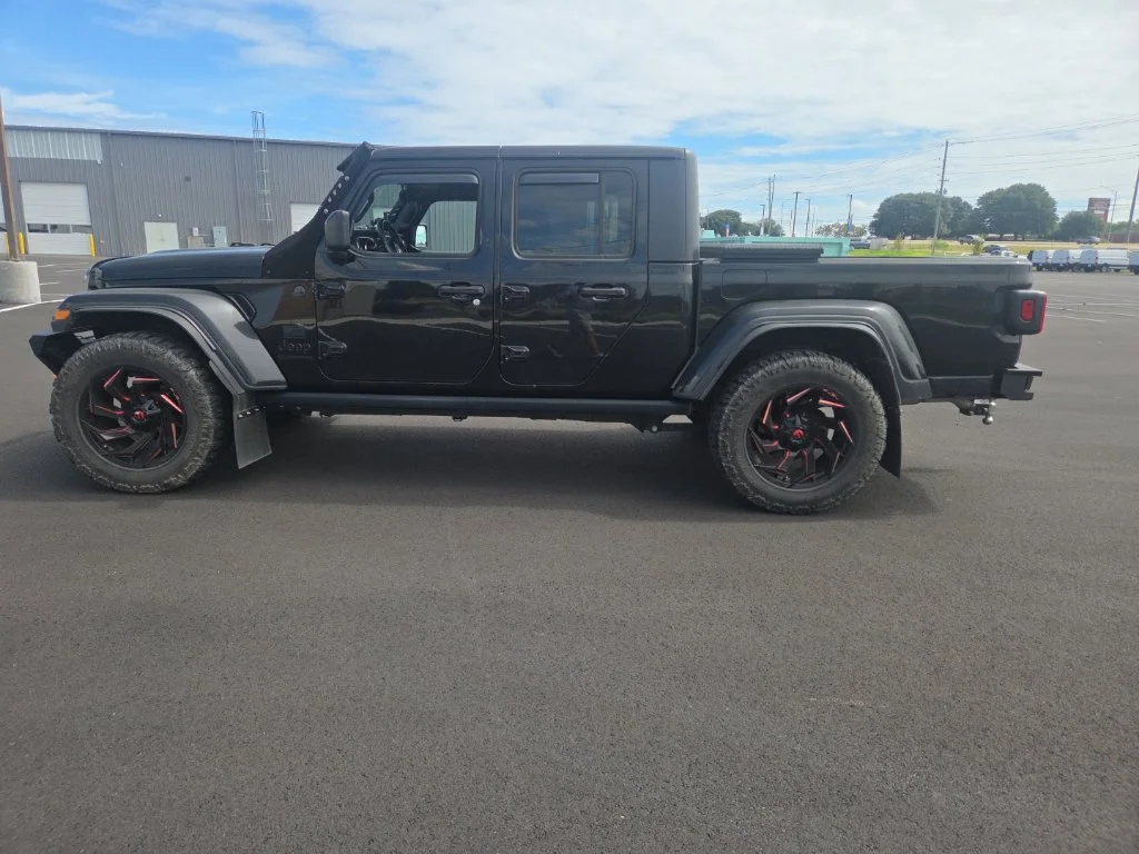 Used 2023 Black Jeep Sport image 8