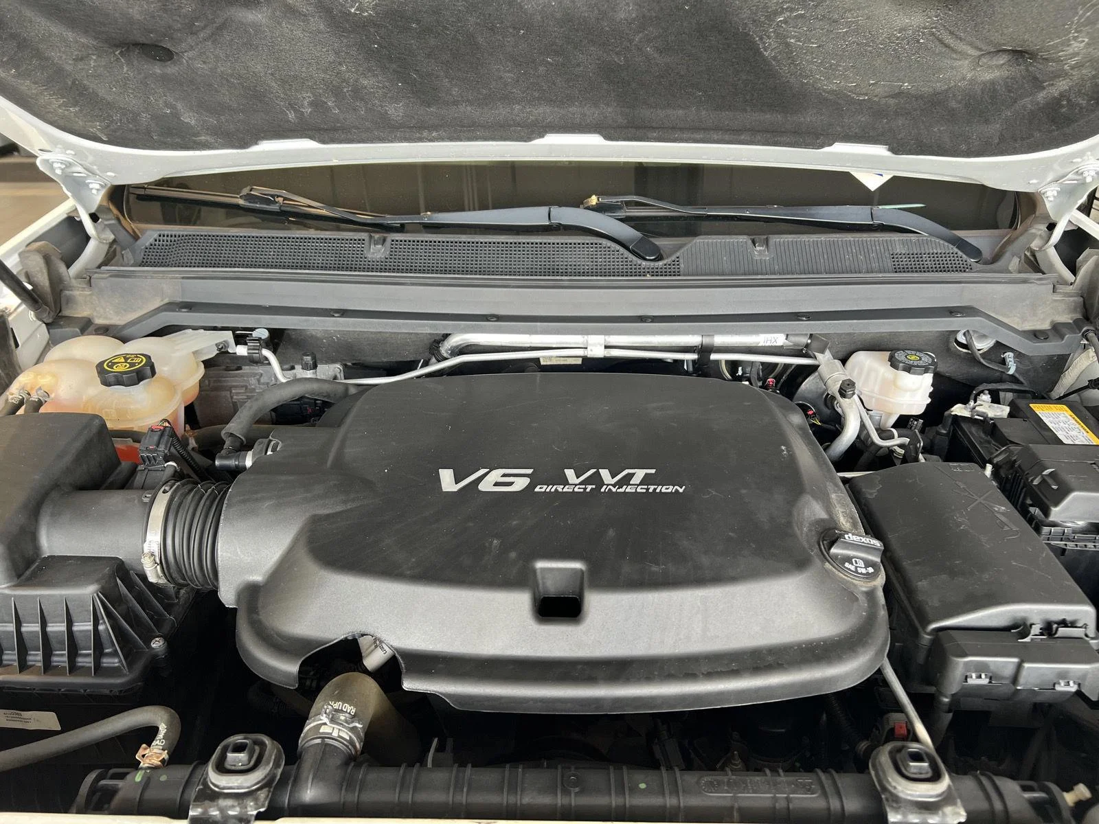 Used 2022 SUMMIT WHITE Chevrolet 4WD Z71 image 10