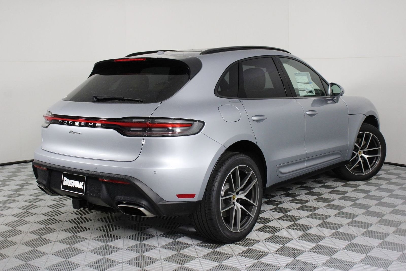 2026 Porsche Macan Base - Photo 7