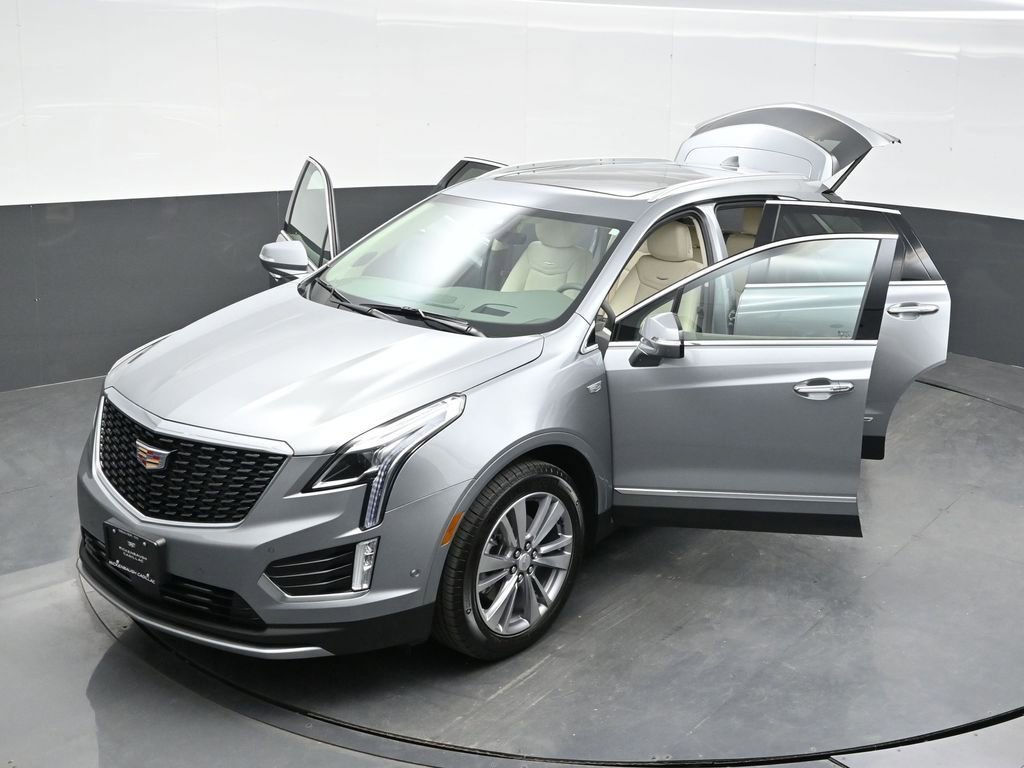 New 2026 Argent Silver Metallic Cadillac Premium Luxury image 41