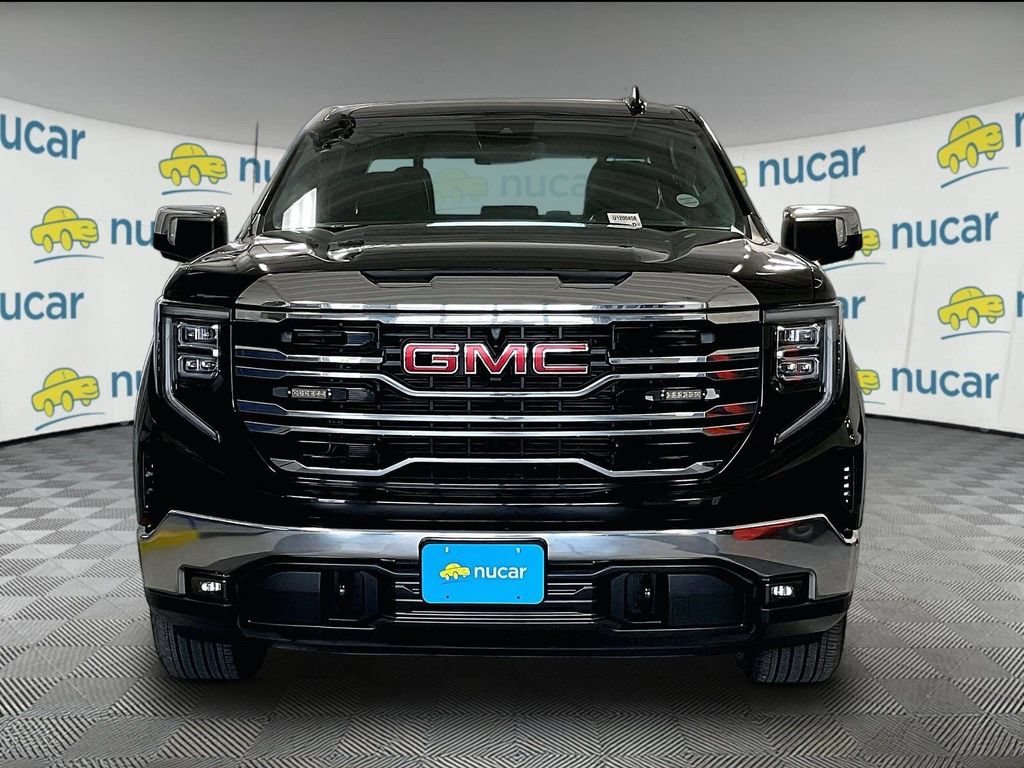 Used 2025 Onyx Black GMC SLT image 2