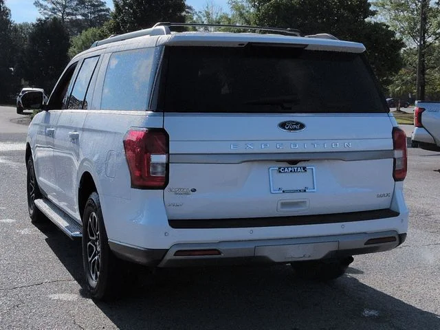 Used 2023 White Ford XLT image 5